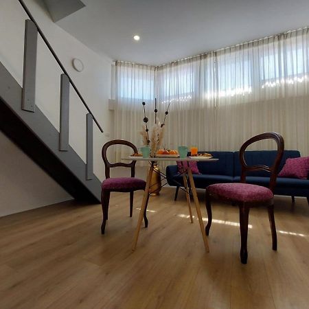 Apartmani Roza プーラ エクステリア 写真