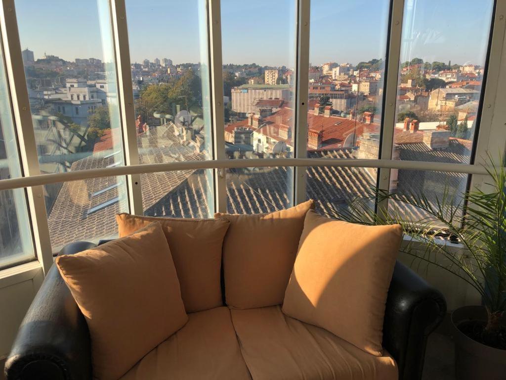Apartmani Roza プーラ エクステリア 写真